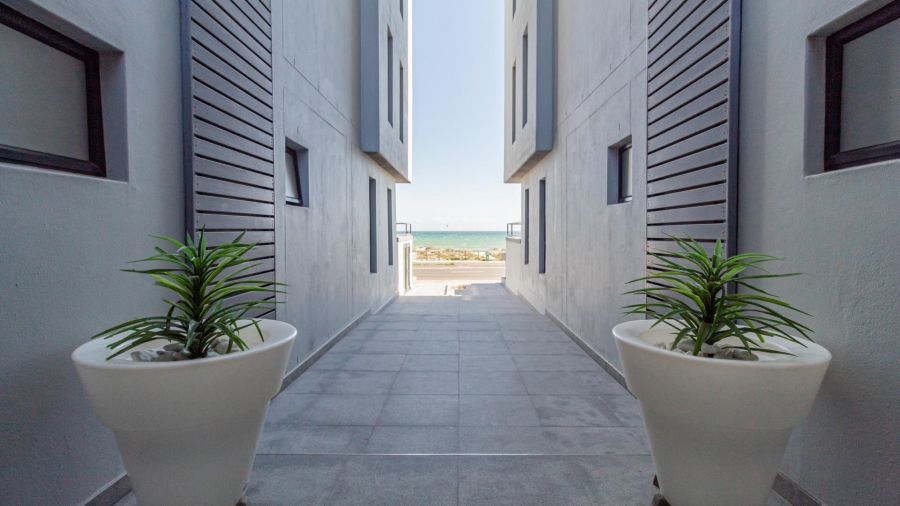 2 Bedroom Property for Sale in Beachfront Western Cape